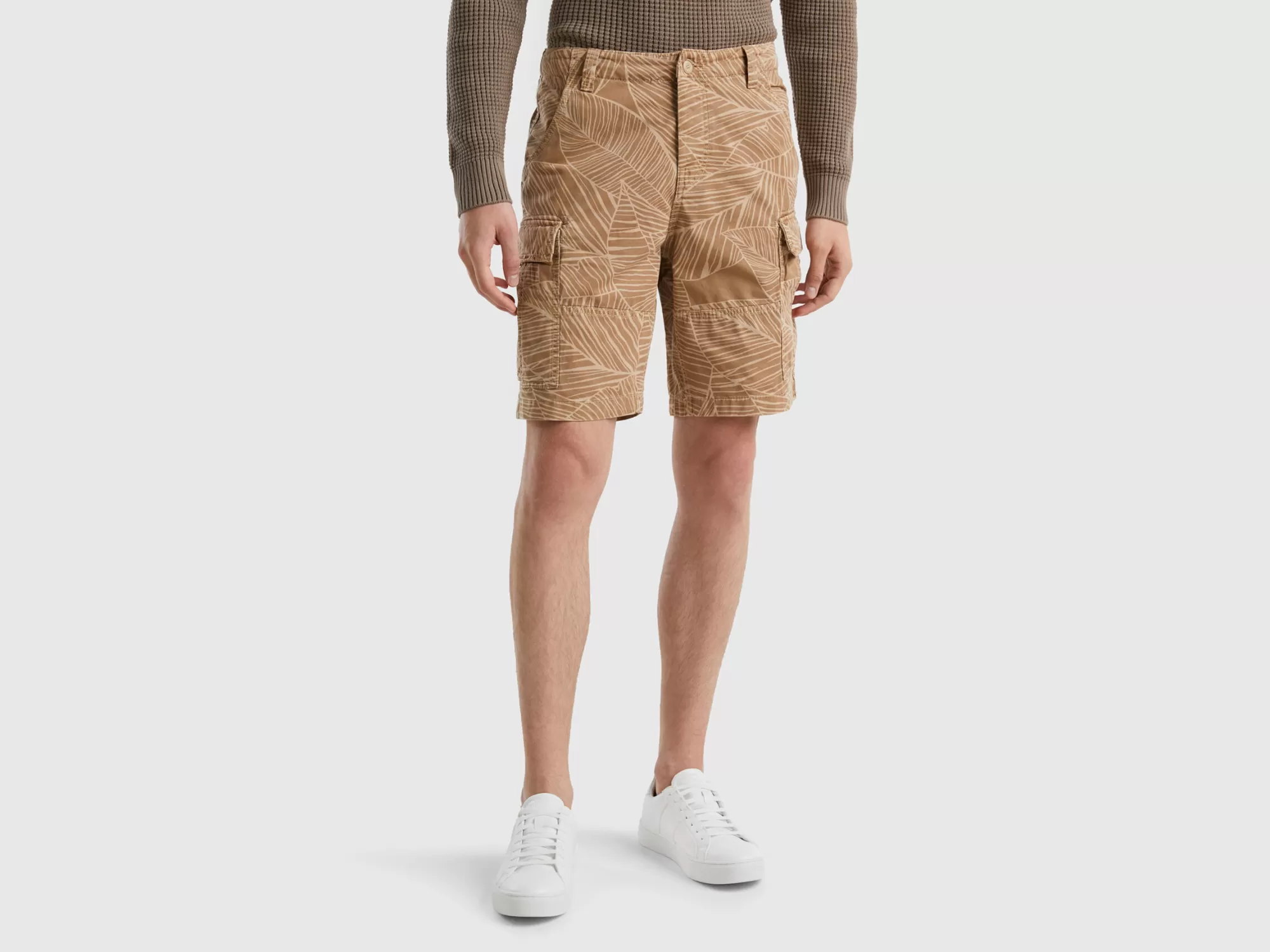 Benetton Bermudas Cargo Con Estampado Tropical-Hombre Pantalones Y Chinos