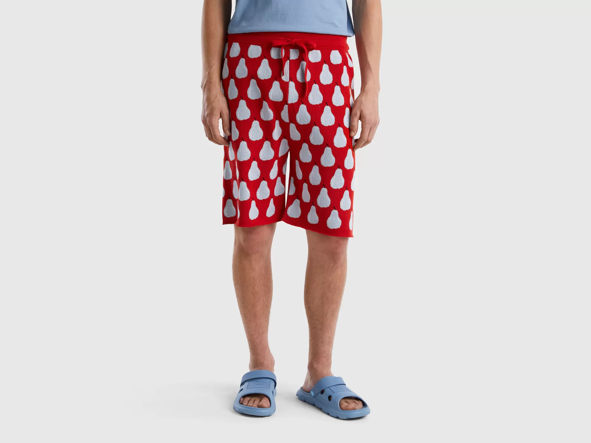 Benetton Bermudas Rojas Con Estampado De Peras-Hombre Pantalones Y Chinos