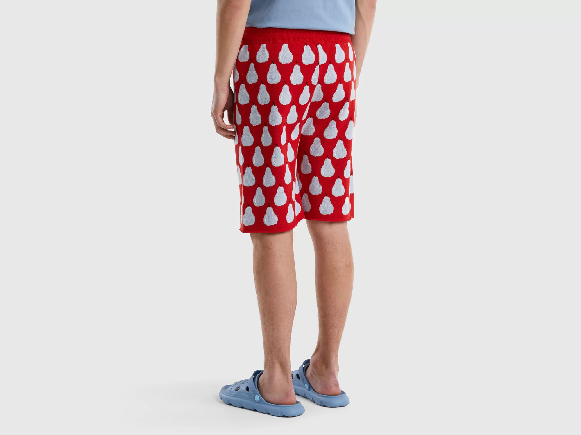 Benetton Bermudas Rojas Con Estampado De Peras-Hombre Pantalones Y Chinos