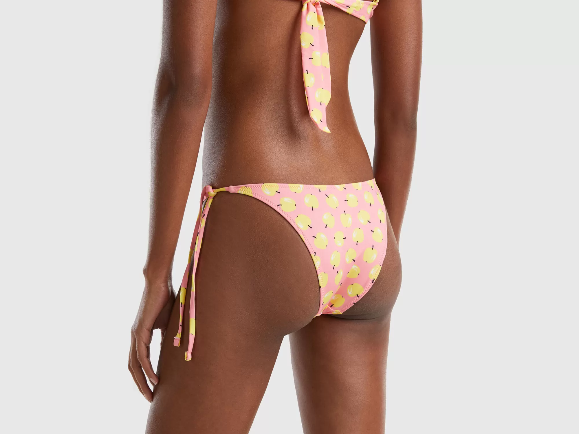 Benetton Braguita De Bikinicon Estampado De Manzanas-Mujer Banadores Y Ropa De Playa