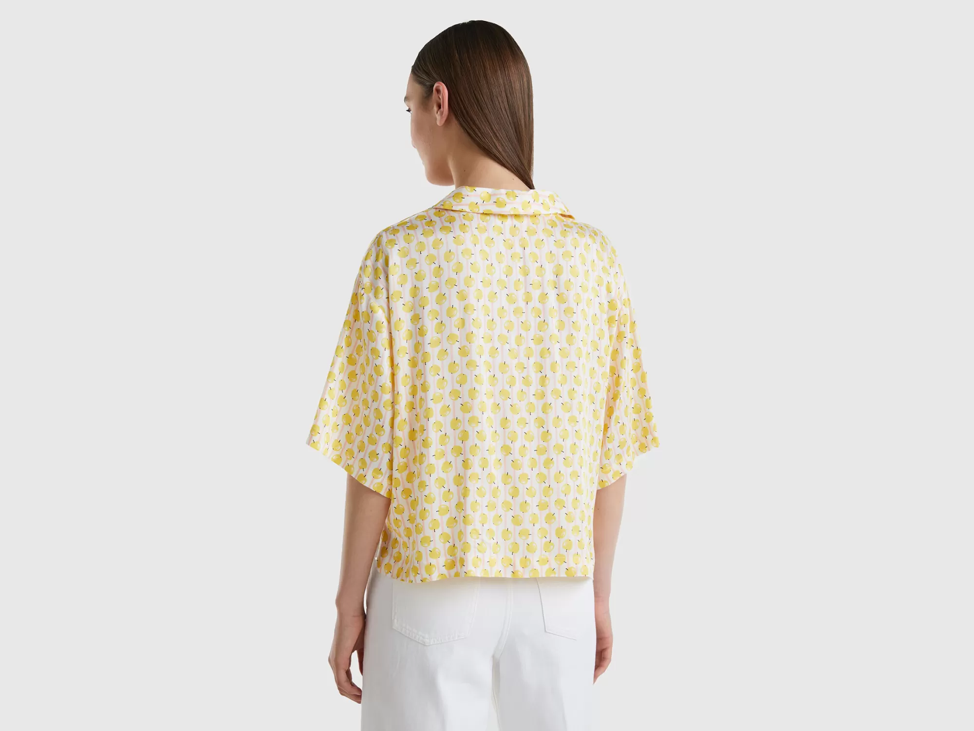 Benetton Camisa Fluida Con Estampado De Manzanas-Mujer Camisas Y Blusas