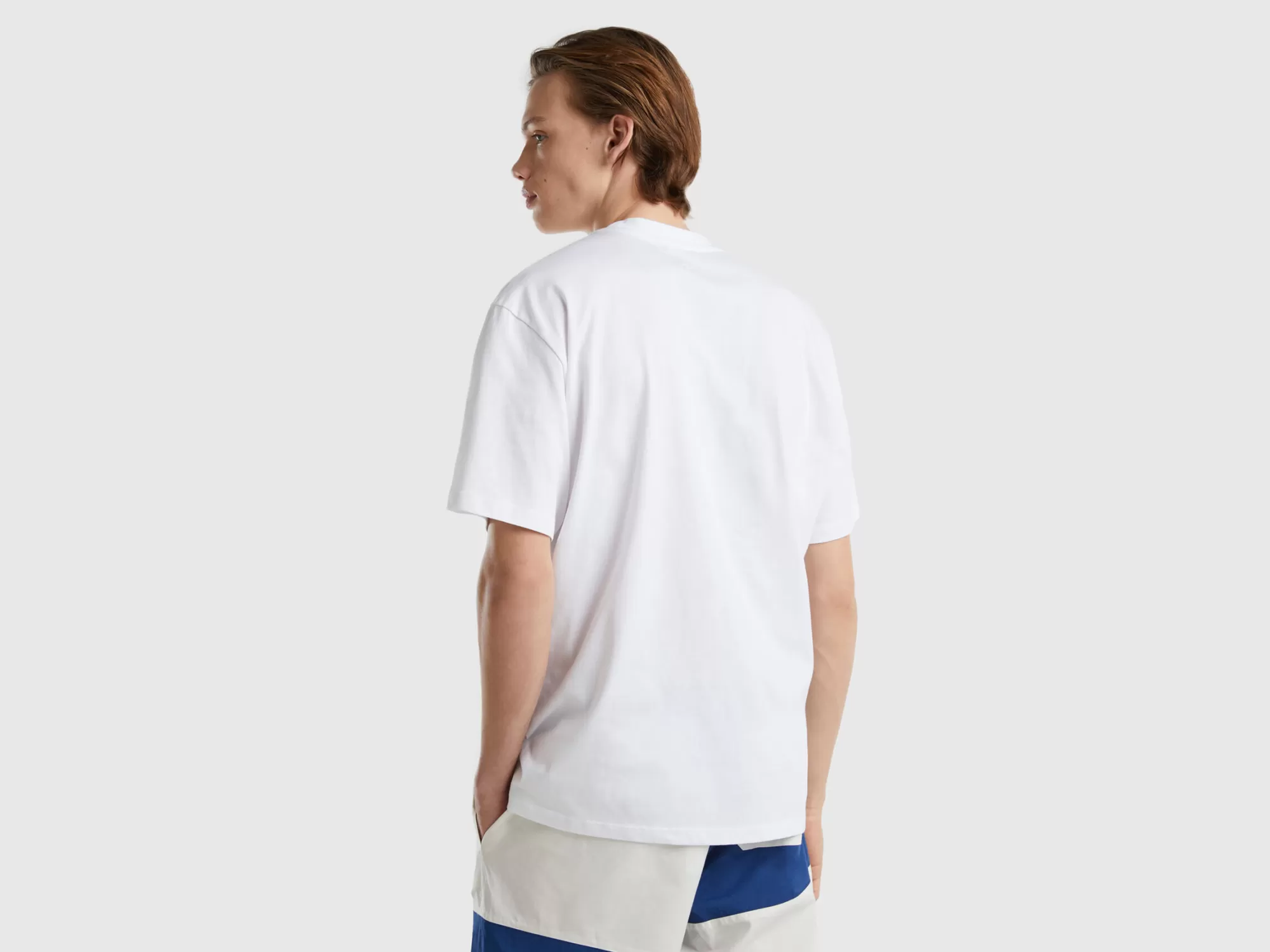 Benetton Camiseta Blanca Con Estampado De Cereza-Hombre Camisetas