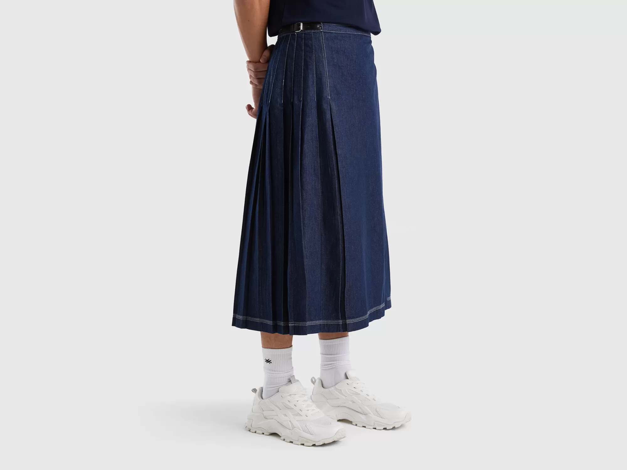 Benetton Falda Midi Cruzada-Hombre Vaqueros