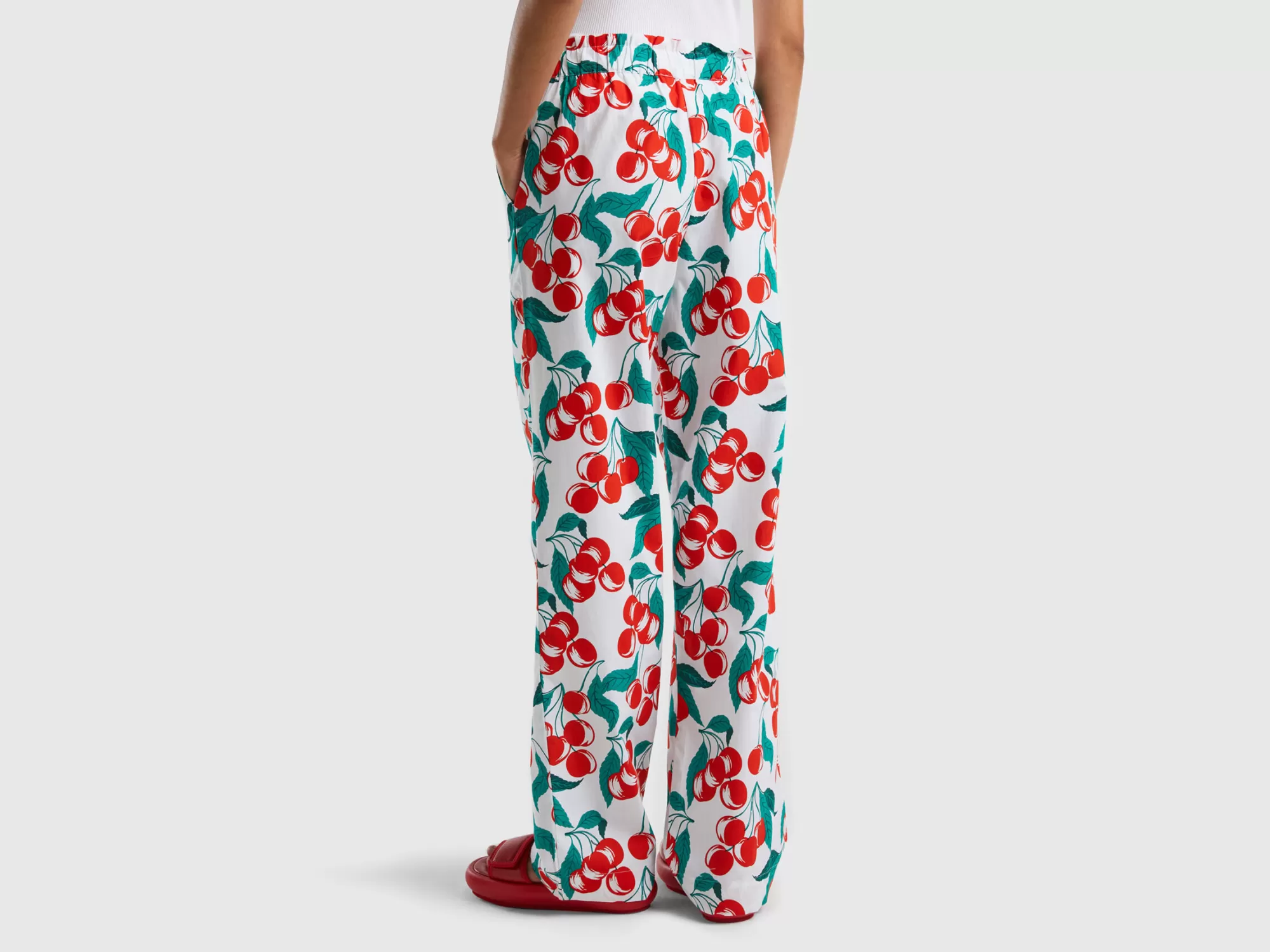 Benetton Pantalon Con Estampado De Cerezas-Mujer Pantalones Y Chinos