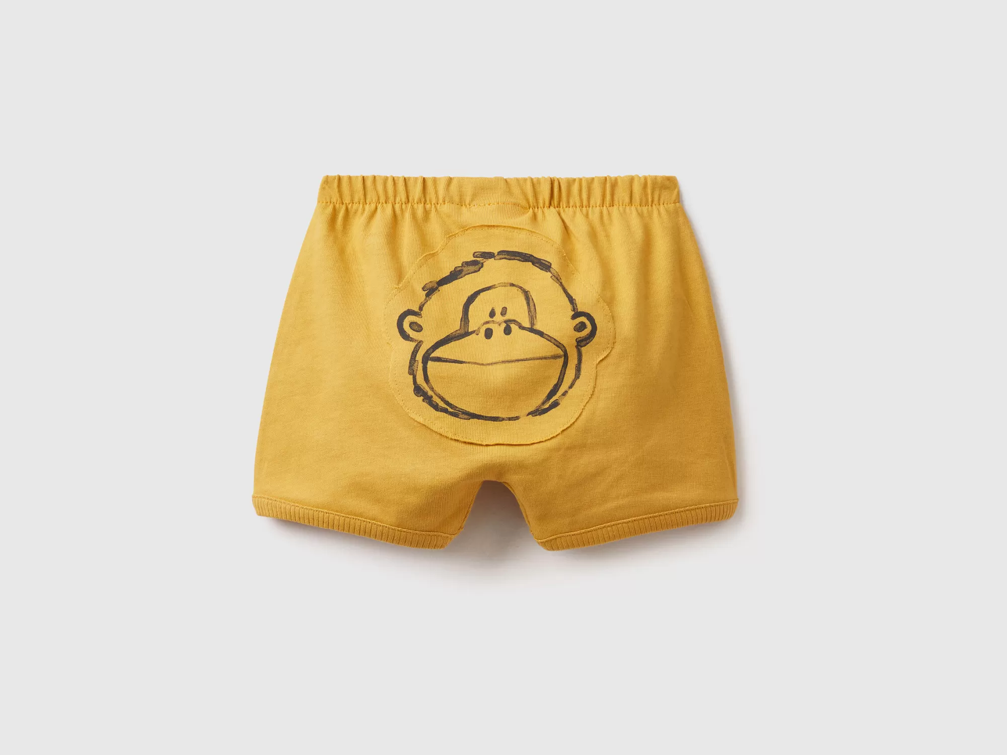 Benetton Shorts Con Parche En La Parte Trasera-Niños Pantalones