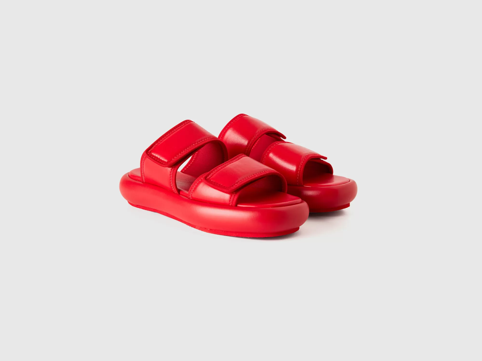 Benetton Zapatillas Rojas Con Tira Doble-Mujer Accesorios Y Calzado